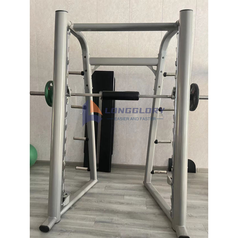 Kuntosalilaitteet Smith Machine