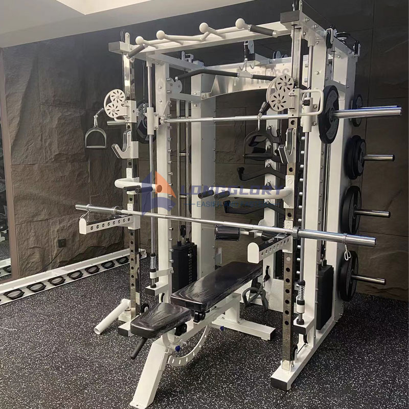 Monikäyttöinen Smith Machine